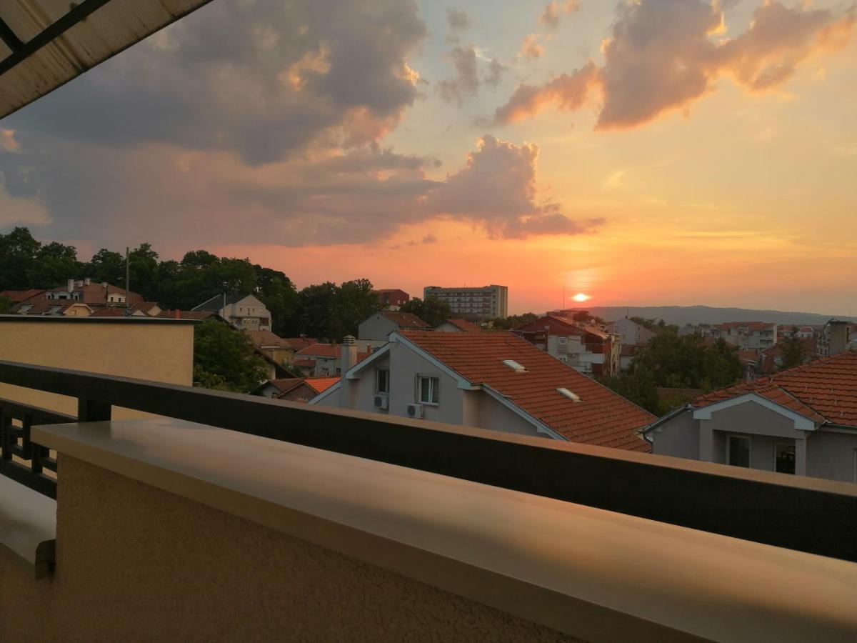 Apartman Mia Centar Kruševac Exterior foto
