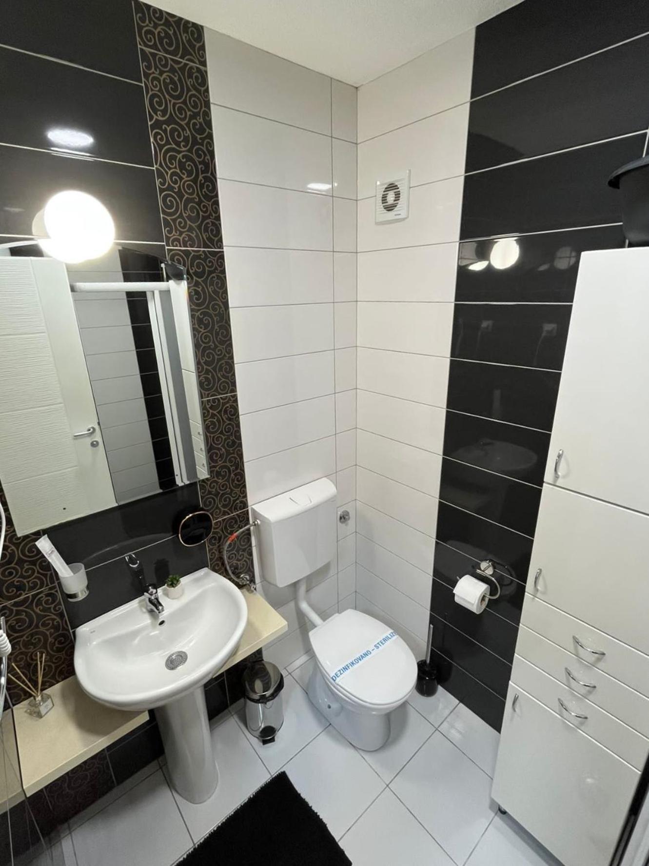 Apartman Mia Centar Kruševac Exterior foto