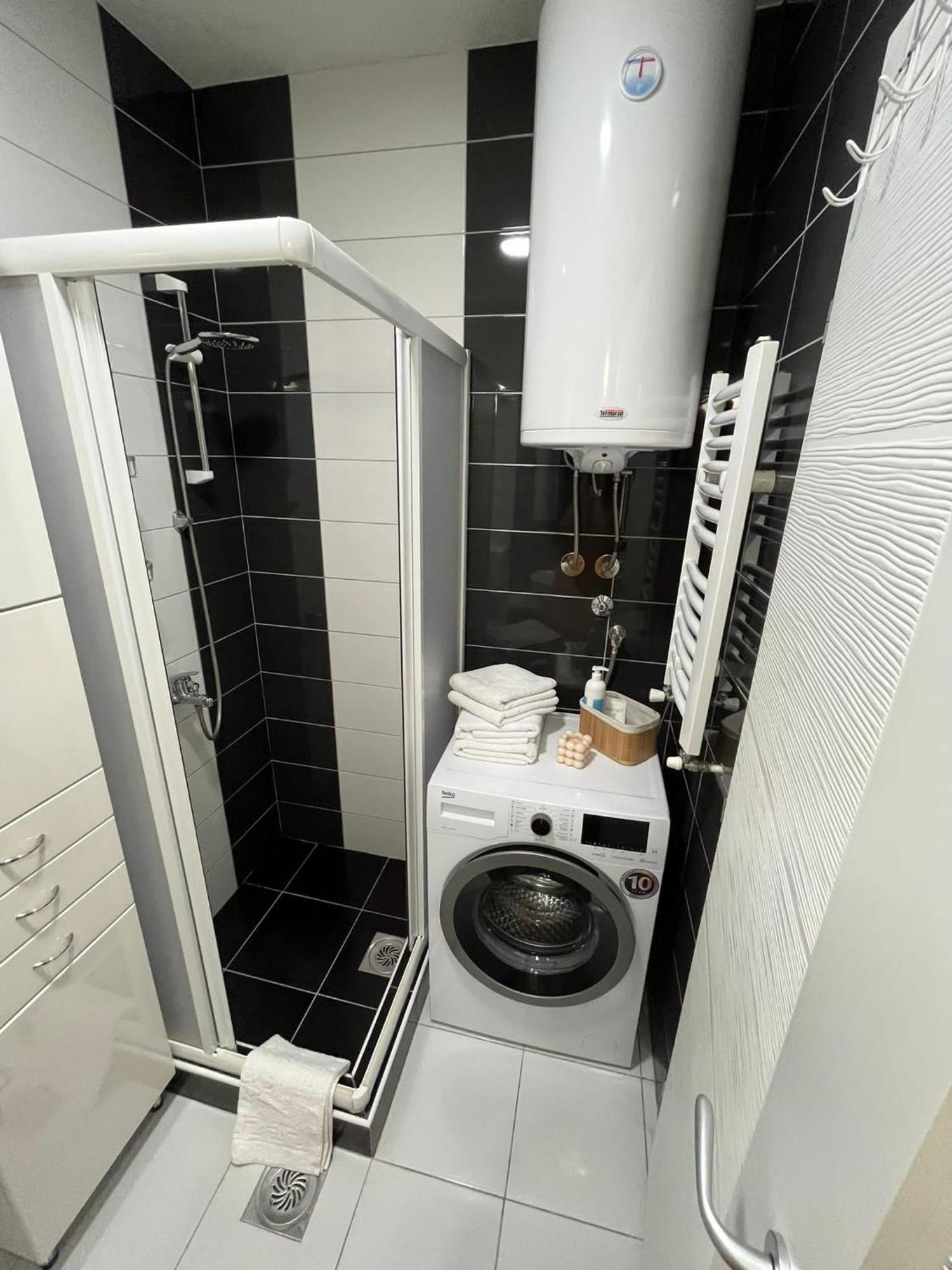 Apartman Mia Centar Kruševac Exterior foto